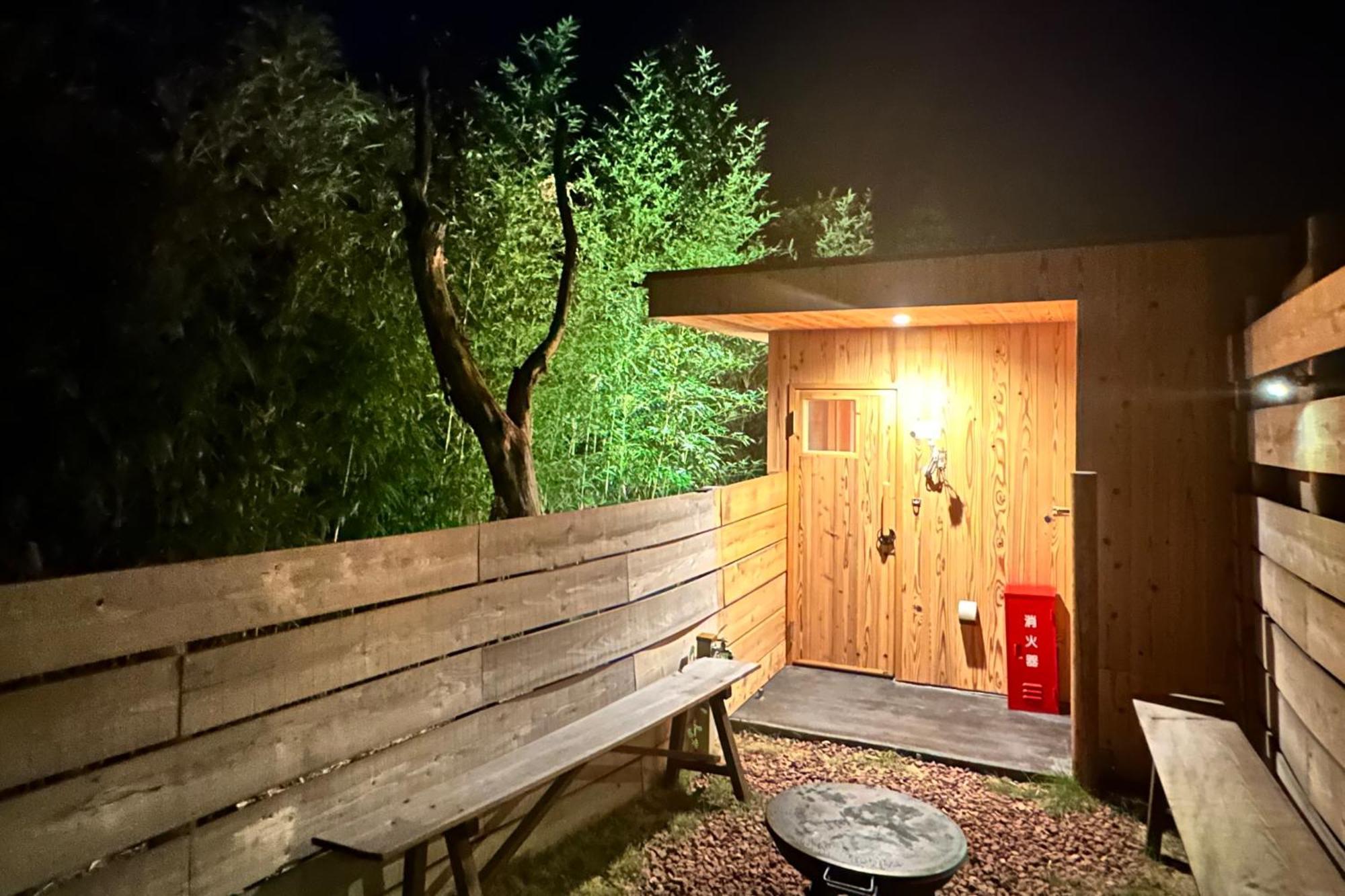 サウナとドッグラン付きのアンティーク古民家宿 Akiya Cornerstone Awaji Luaran gambar